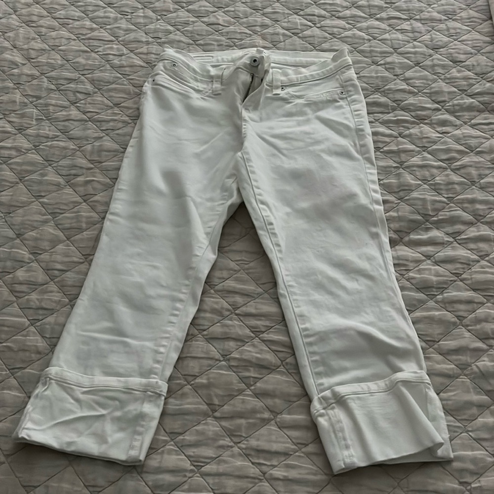 White capris